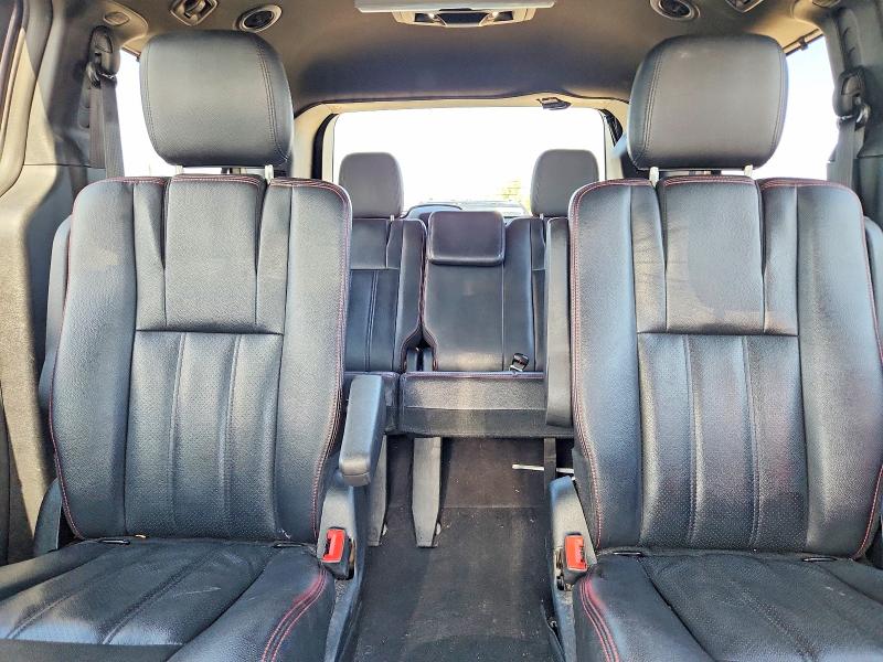 52825756 :رقم المزاد ، 2C4RDGEG5HR716324 vin ، 2017 Dodge Grand Caravan مزاد بيع