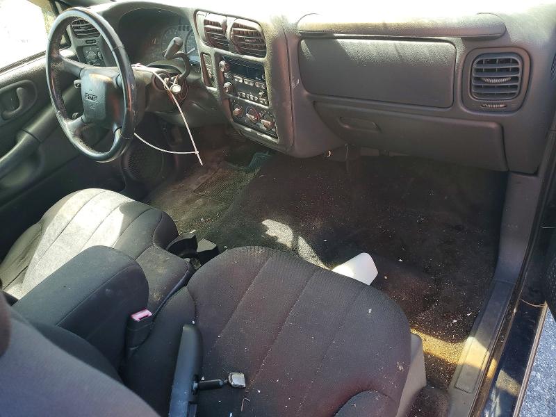 53492166 :رقم المزاد ، 1GTCS14H838117554 vin ، 2003 Gmc Sonoma مزاد بيع