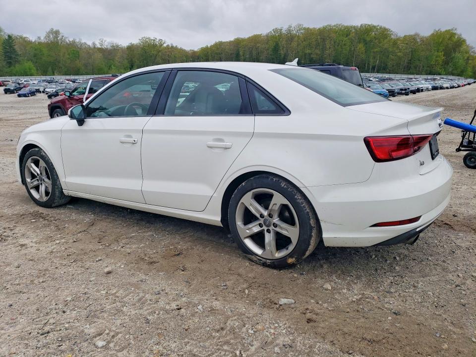 Продаж на аукціоні авто 2017 Audi A3, vin: WAUB8GFF1H1072642, номер лоту: 53702456