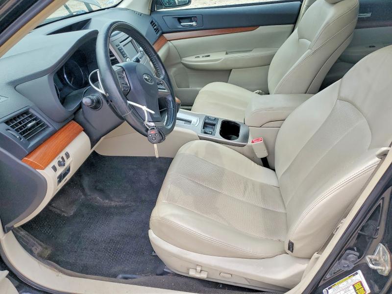 52344256 :رقم المزاد ، 4S4BRBLC0E3302714 vin ، 2014 Subaru Outback مزاد بيع