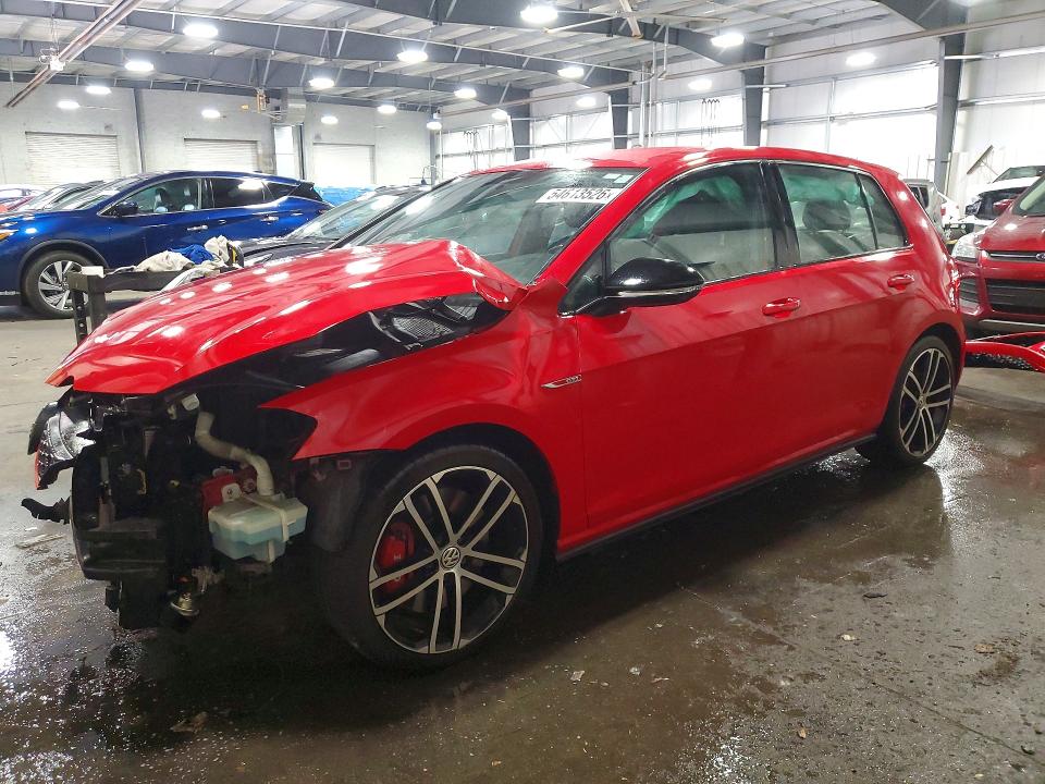 54613526 :رقم المزاد ، 3VW447AU8HM005369 vin ، 2017 Volkswagen Gti مزاد بيع