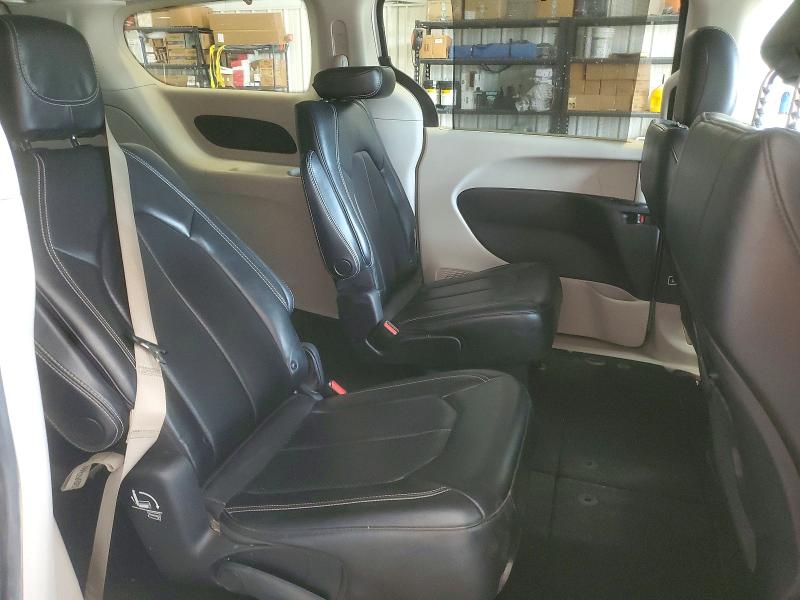 2020 Chrysler Voyager მანქანა იყიდება აუქციონზე, vin: 2C4RC1DGXLR156665, აუქციონის ნომერი: 51969936