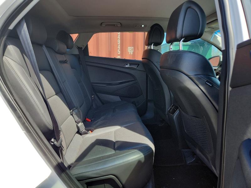 52648606 :رقم المزاد ، KM8J33A48HU584663 vin ، 2017 Hyundai Tucson مزاد بيع