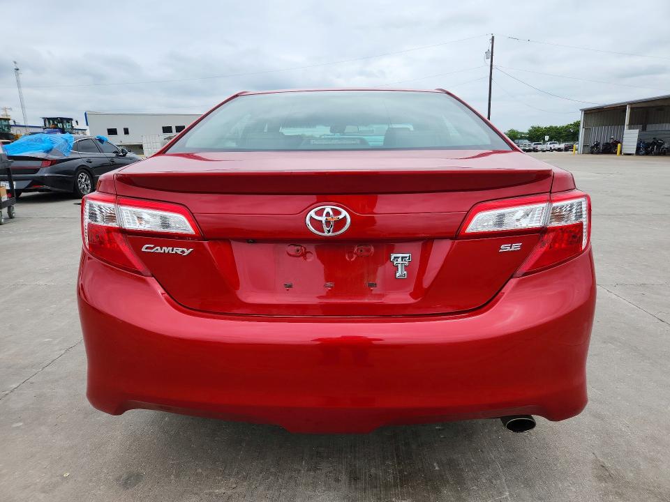 2014 Toyota Camry მანქანა იყიდება აუქციონზე, vin: 4T1BF1FK9EU787841, აუქციონის ნომერი: 53199836
