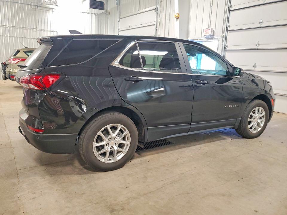 2022 Chevrolet Equinox მანქანა იყიდება აუქციონზე, vin: 3GNAXUEV7NL242443, აუქციონის ნომერი: 52497836