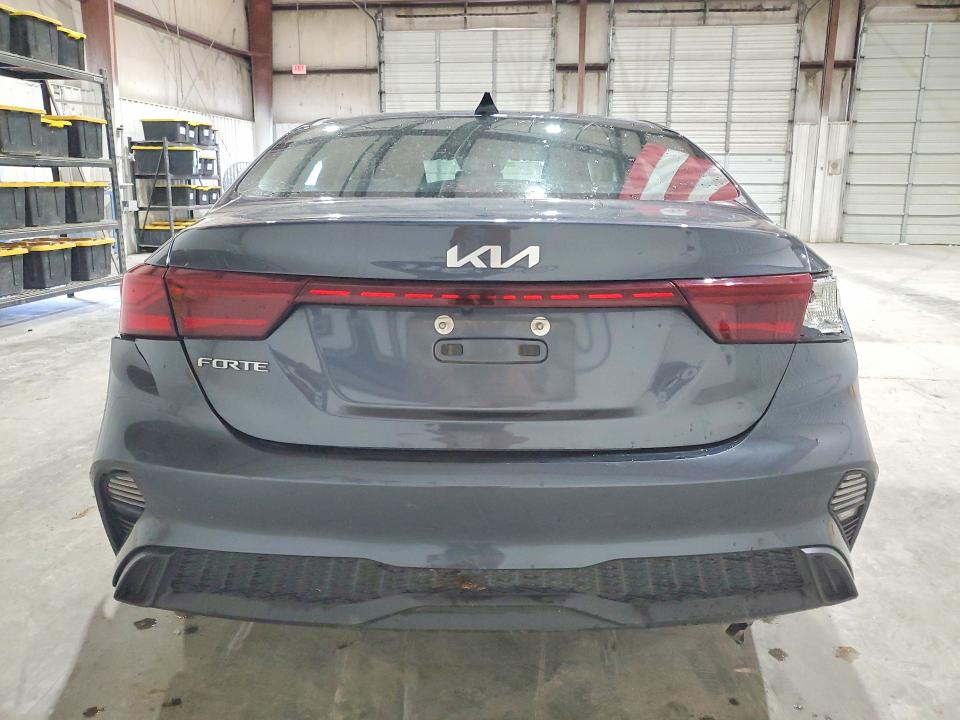 2023 Kia Forte მანქანა იყიდება აუქციონზე, vin: 3KPF24AD1PE573942, აუქციონის ნომერი: 53654336