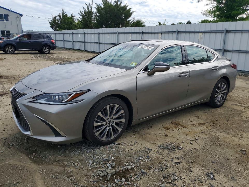 55232756 :رقم المزاد ، 58AD11D14MU003915 vin ، 2021 Lexus Es 250 مزاد بيع