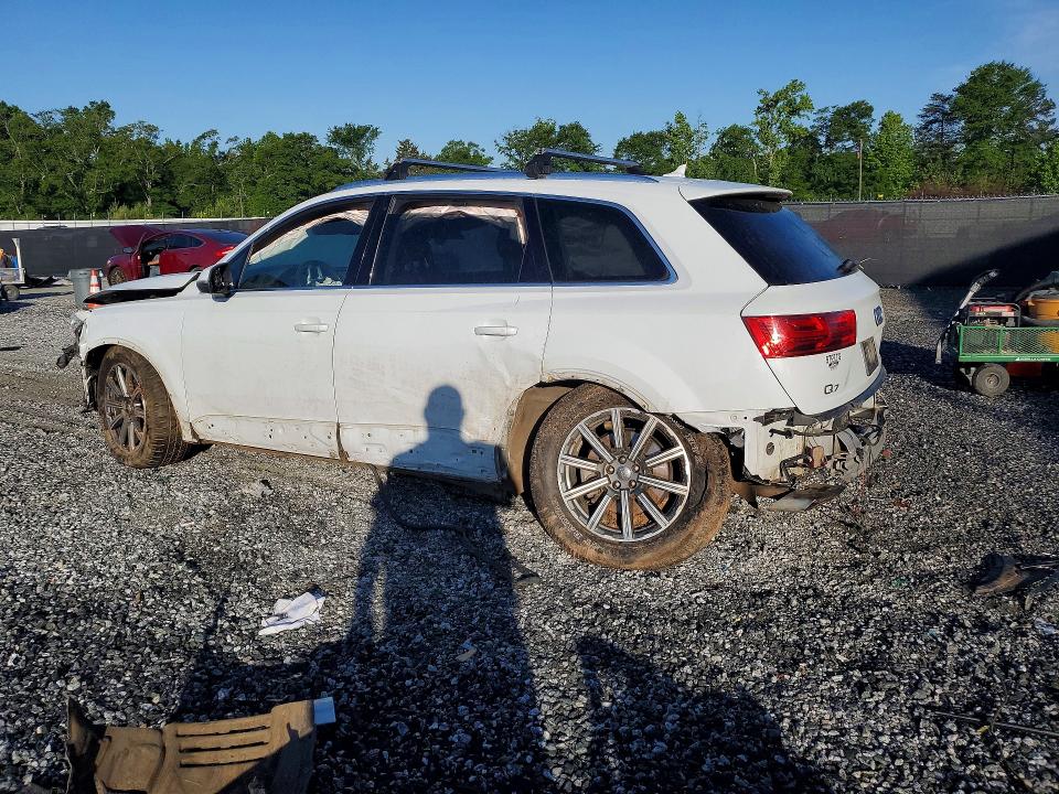 Продажа на аукционе авто 2017 Audi Q7, vin: WA1VAAF75HD055443, номер лота: 52319536