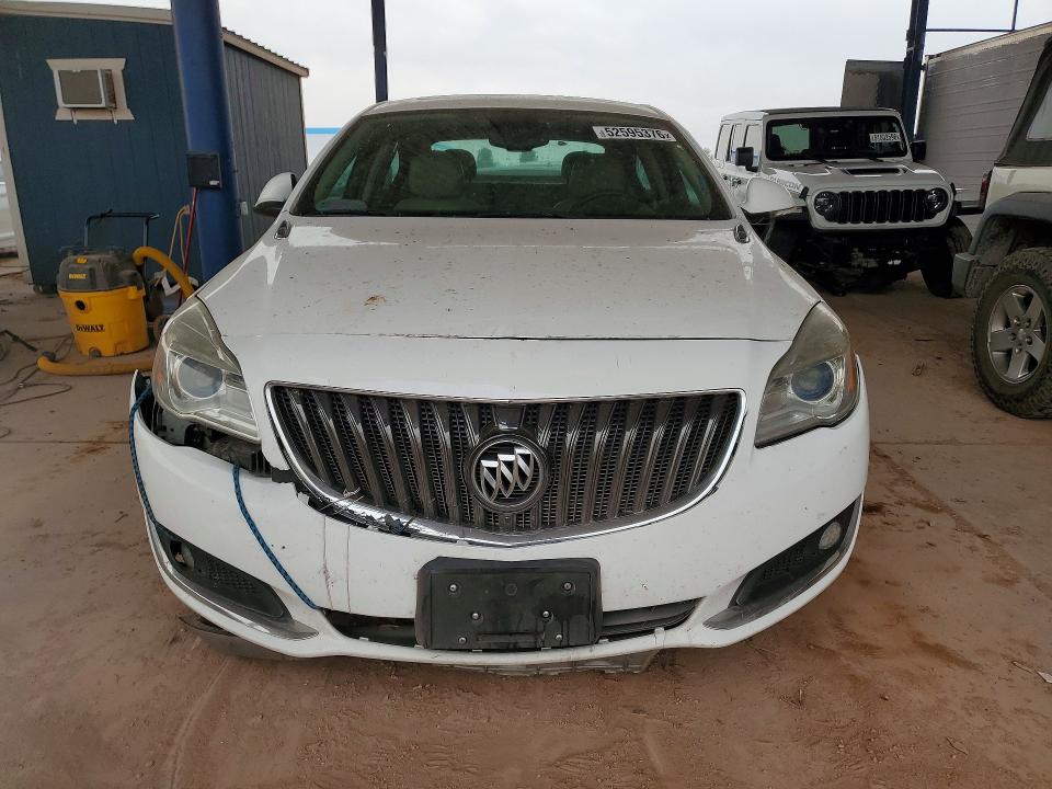 52595376 :رقم المزاد ، 2G4GV5EK1F9169364 vin ، 2015 Buick Regal مزاد بيع