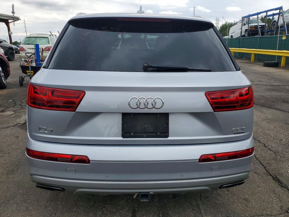 54507166 :رقم المزاد ، WA1VABF70JD008218 vin ، 2018 Audi Q7 مزاد بيع