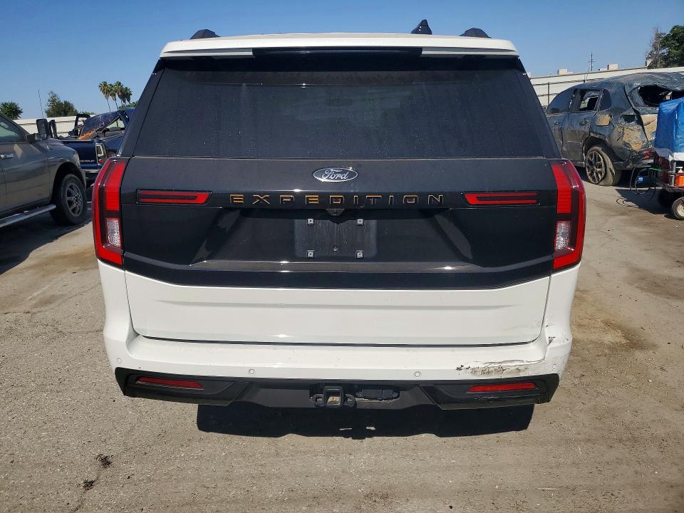 2025 Ford Expedition მანქანა იყიდება აუქციონზე, vin: 1FMJU1RG9SEA49830, აუქციონის ნომერი: 53609266