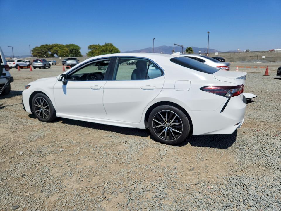 54150666 :رقم المزاد ، 4T1G11AK8MU536903 vin ، 2021 Toyota Camry مزاد بيع