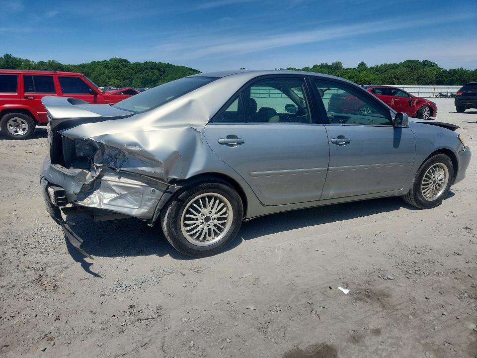 52318386 :رقم المزاد ، 4T1BF32K65U603487 vin ، 2005 Toyota Camry مزاد بيع