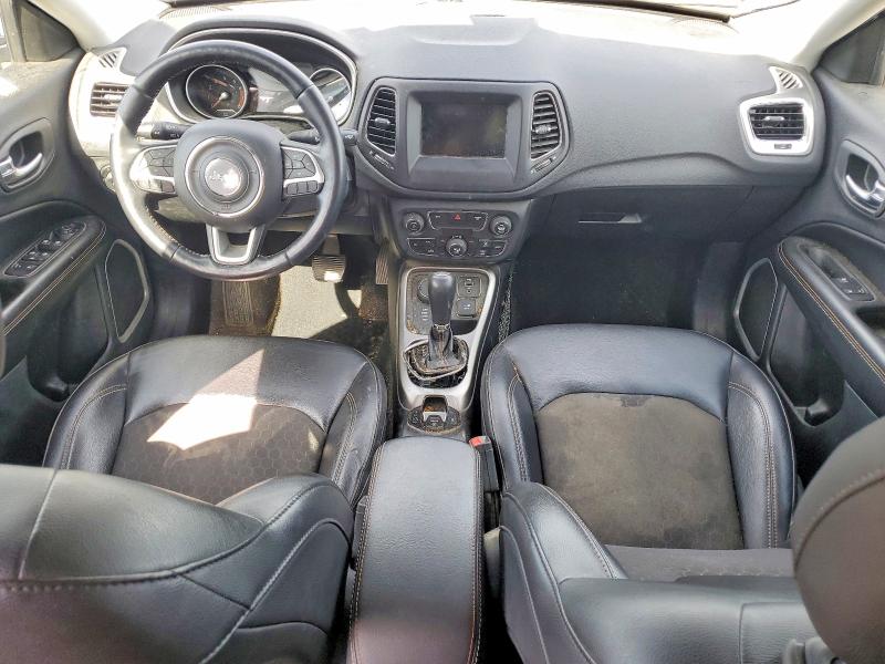54659716 :رقم المزاد ، 3C4NJDBB6JT261694 vin ، 2018 Jeep Compass مزاد بيع