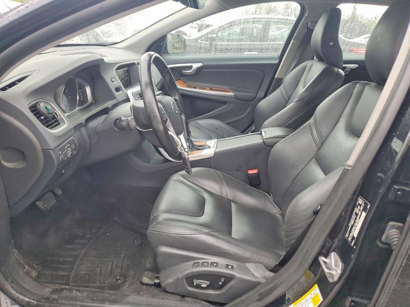 2017 Volvo S60 მანქანა იყიდება აუქციონზე, vin: LYV402TM6HB128639, აუქციონის ნომერი: 52393796