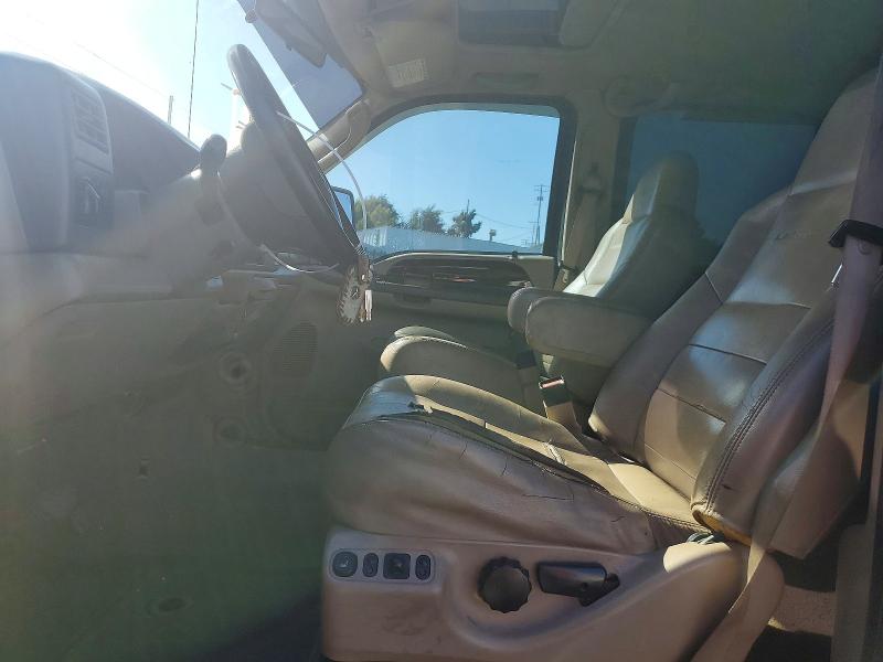 54526236 :رقم المزاد ، 1FTSW31P34ED87592 vin ، 2004 Ford F350 مزاد بيع