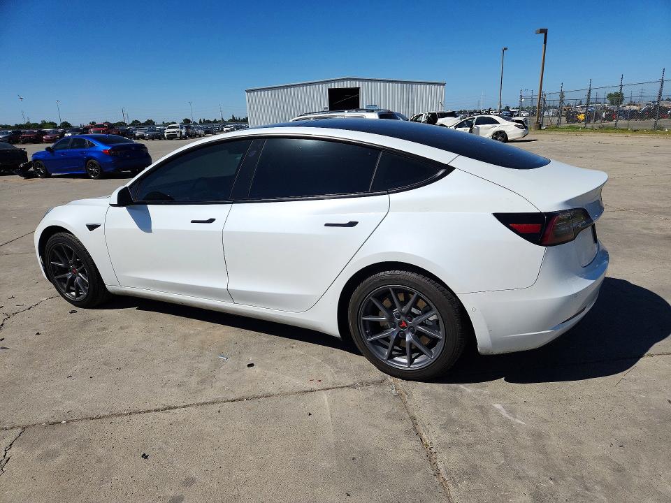 53265186 :رقم المزاد ، 5YJ3E1EA3NF112256 vin ، 2022 Tesla Model 3 مزاد بيع