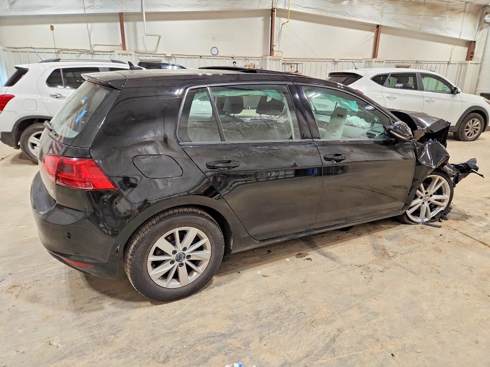 52203176 :رقم المزاد ، 3VW217AU5FM029514 vin ، 2015 Volkswagen Golf مزاد بيع
