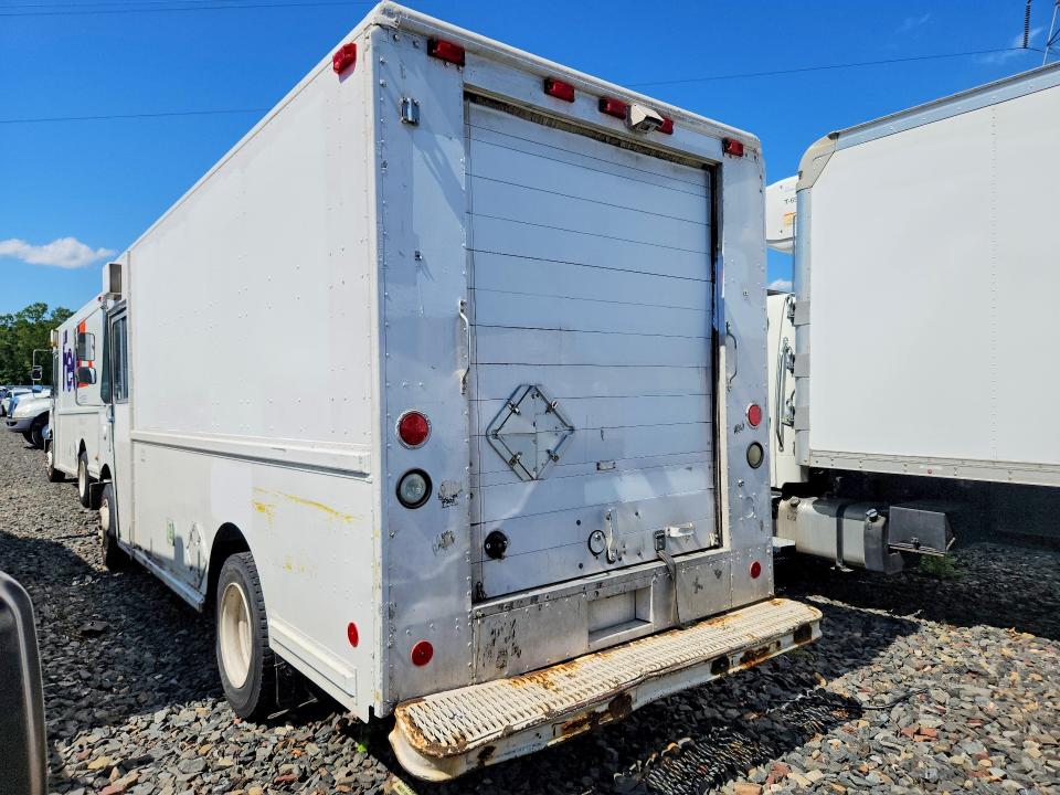 2004 Freightliner Chassis მანქანა იყიდება აუქციონზე, vin: 4UZAANBW74CN46567, აუქციონის ნომერი: 53050586