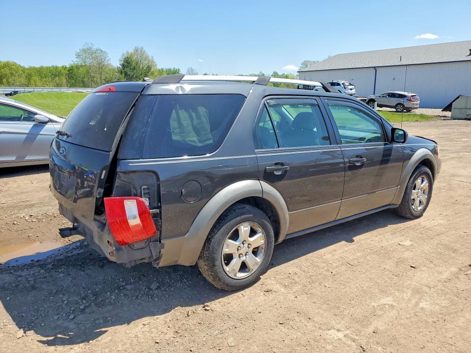 52317556 :رقم المزاد ، 1FMDK02157GA30822 vin ، 2007 Ford Freestyle مزاد بيع