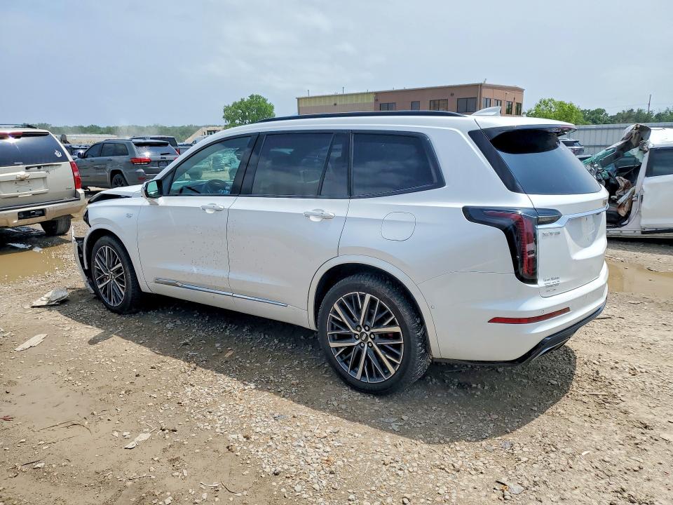 53616496 :رقم المزاد ، 1GYKPHRS8NZ165265 vin ، 2022 Cadillac Xt6 مزاد بيع