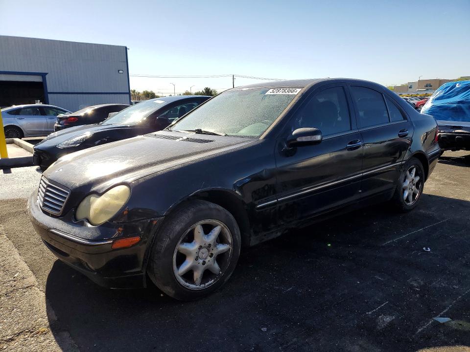 52878366 :رقم المزاد ، WDBRF61J42F135982 vin ، 2002 Mercedes-benz C مزاد بيع