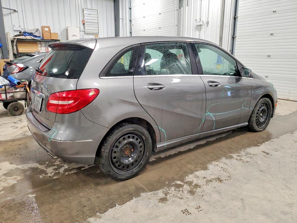 2014 Mercedes-benz B250 მანქანა იყიდება აუქციონზე, vin: WDDMH4EB8EJ201650, აუქციონის ნომერი: 53508316