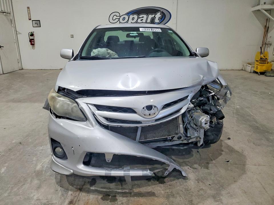 Aukcja sprzedaży 2011 Toyota Corolla, vin: 2T1BU4EE3BC623825, numer aukcji: 53281096