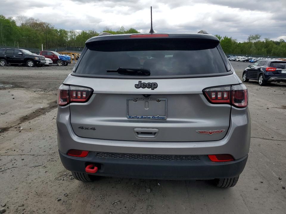 2018 Jeep Compass მანქანა იყიდება აუქციონზე, vin: 3C4NJDDB4JT232398, აუქციონის ნომერი: 53949506