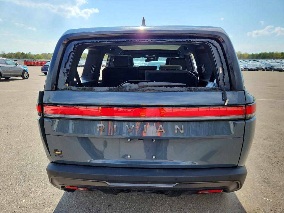 2025 Rivian R1s მანქანა იყიდება აუქციონზე, vin: 7PDSGCBP4SN065223, აუქციონის ნომერი: 52778116