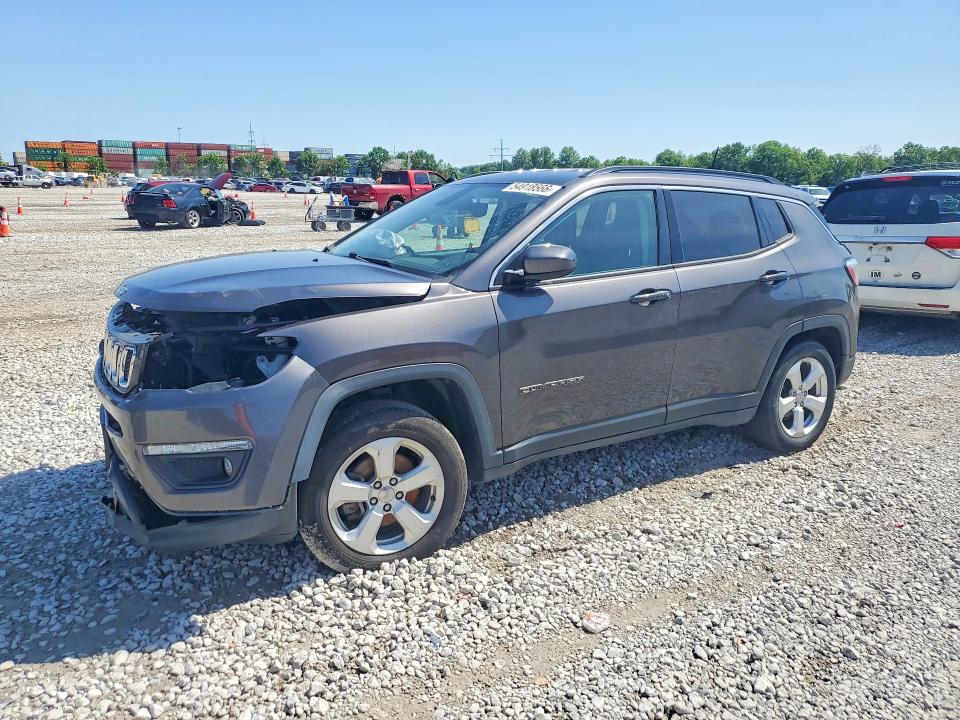 54918566 :رقم المزاد ، 3C4NJDBB3JT360862 vin ، 2018 Jeep Compass مزاد بيع