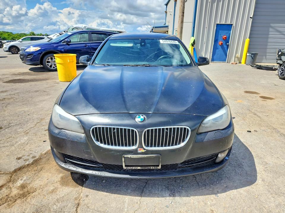 54916446 :رقم المزاد ، WBAXH5C53CDW09217 vin ، 2012 Bmw 528 مزاد بيع