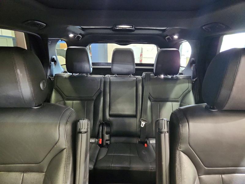 54117056 :رقم المزاد ، SALRRBBKXHA031097 vin ، 2017 Land Rover Discovery مزاد بيع