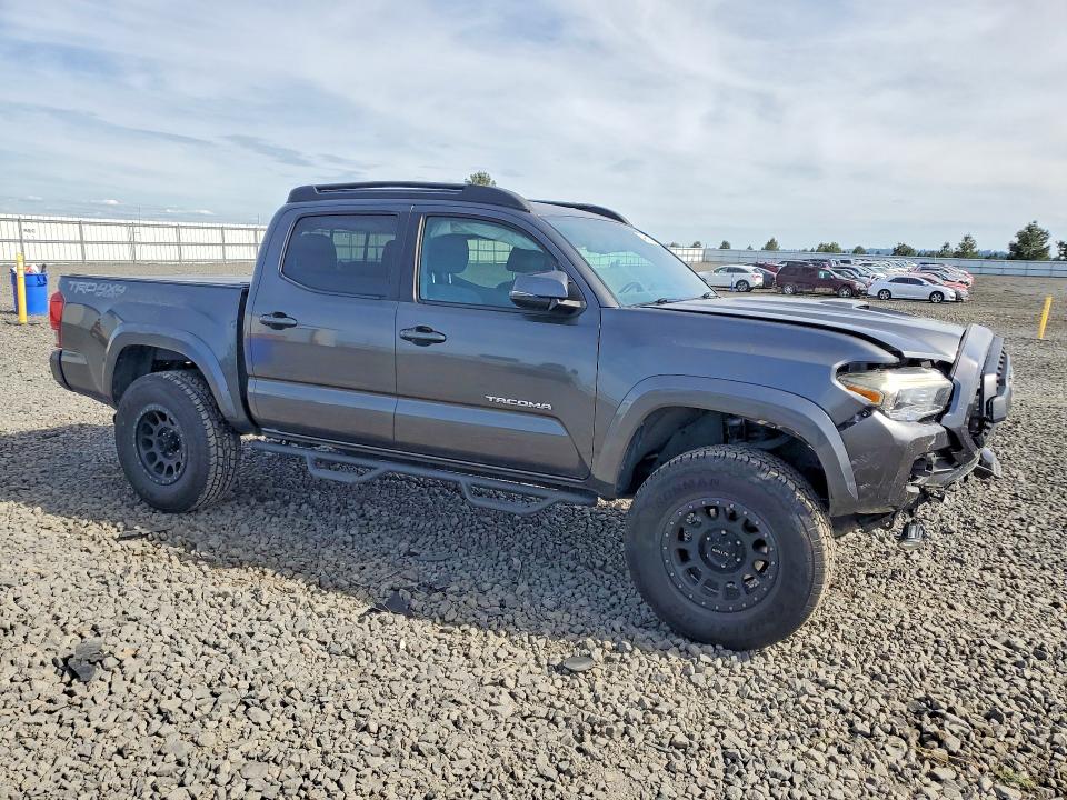 Продаж на аукціоні авто 2017 Toyota Tacoma, vin: 3TMCZ5AN1HM051512, номер лоту: 54661036