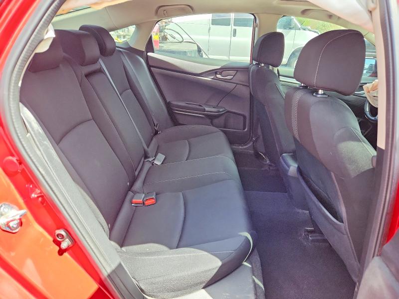 52925886 :رقم المزاد ، 2HGFC1E32JH645869 vin ، 2018 Honda Civic مزاد بيع
