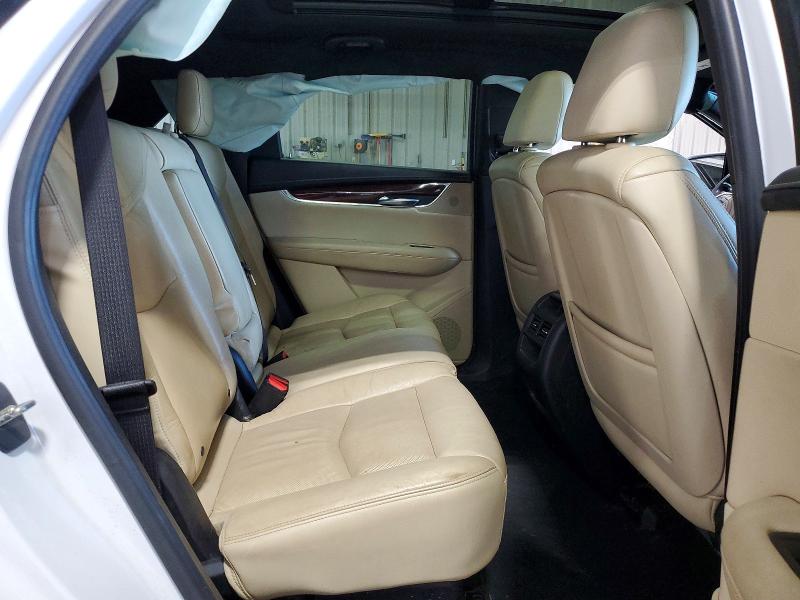 52159696 :رقم المزاد ، 1GYKNDRSXHZ142248 vin ، 2017 Cadillac Xt5 مزاد بيع