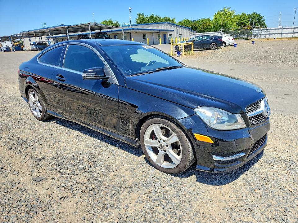 Продаж на аукціоні авто 2014 Mercedes-benz C, vin: WDDGJ4HBXEG209078, номер лоту: 52526596