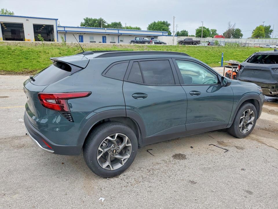 2025 Chevrolet Trax მანქანა იყიდება აუქციონზე, vin: KL77LHEP5SC267630, აუქციონის ნომერი: 54084536