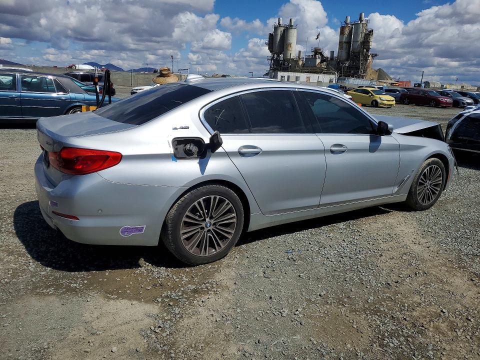 2019 Bmw 530e მანქანა იყიდება აუქციონზე, vin: WBAJA9C57KB254371, აუქციონის ნომერი: 51758086