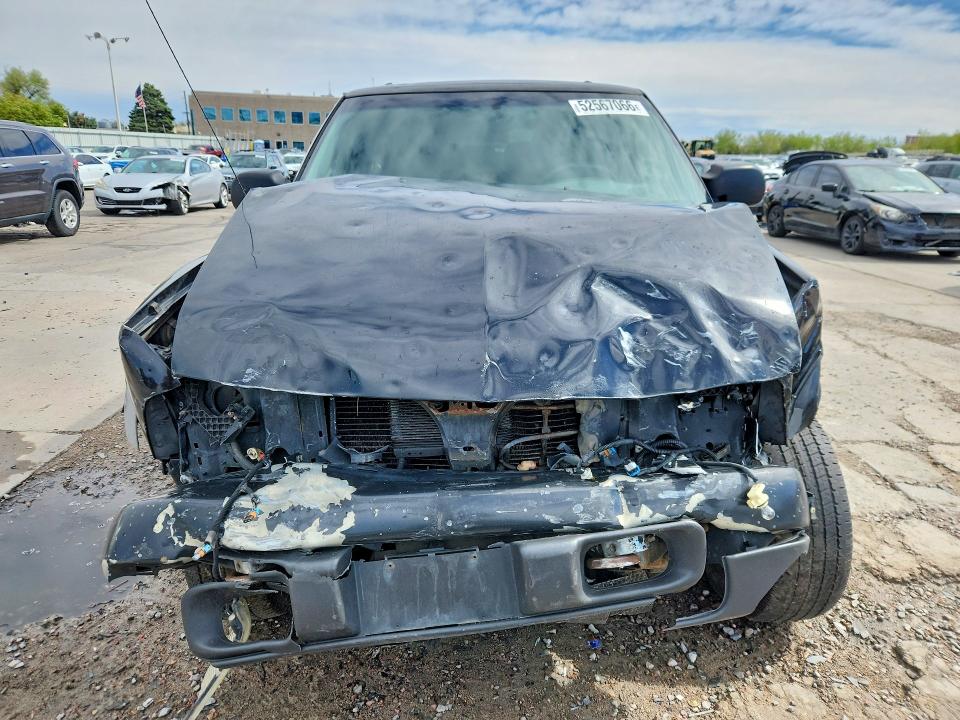 2005 Chevrolet Blazer მანქანა იყიდება აუქციონზე, vin: 1GNCT18X95K101049, აუქციონის ნომერი: 52567066