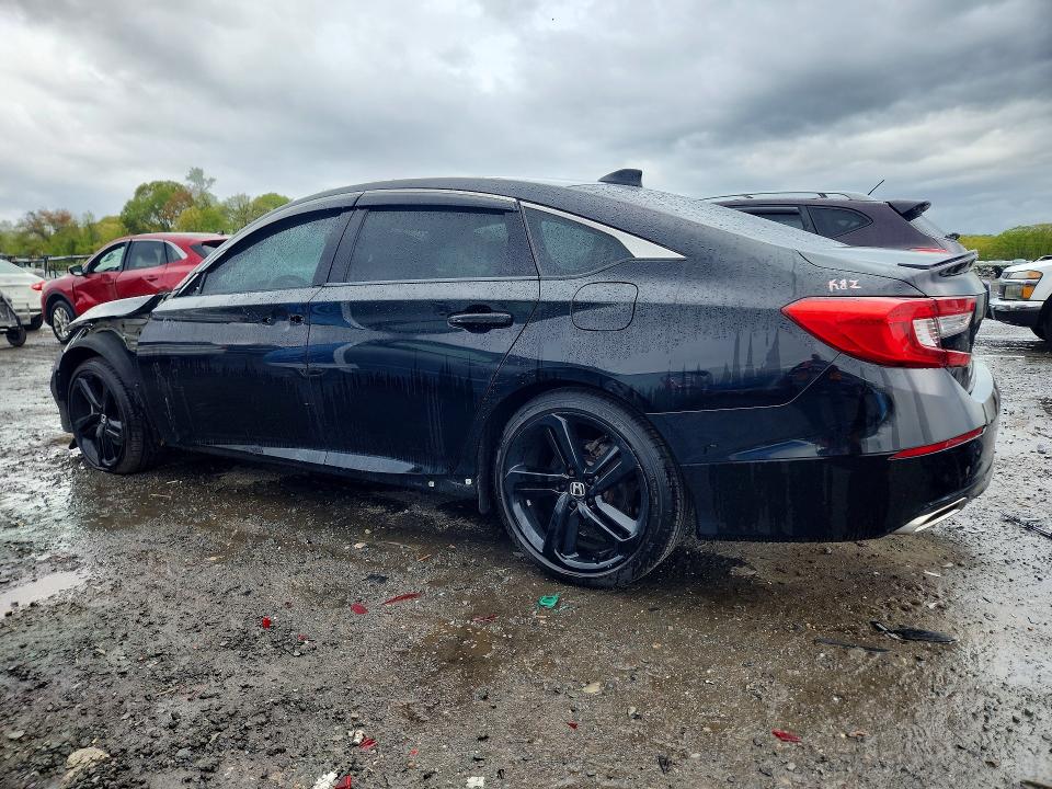 Продаж на аукціоні авто 2018 Honda Accord, vin: 1HGCV1F32JA126055, номер лоту: 52740416
