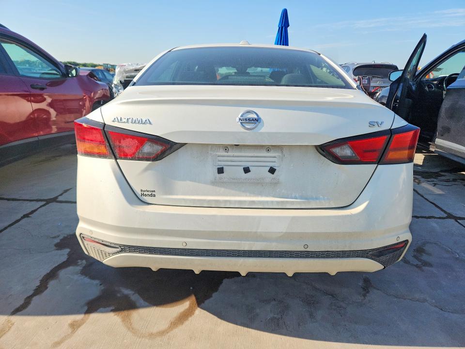 53600056 :رقم المزاد ، 1N4BL4DV4NN373491 vin ، 2022 Nissan Altima مزاد بيع