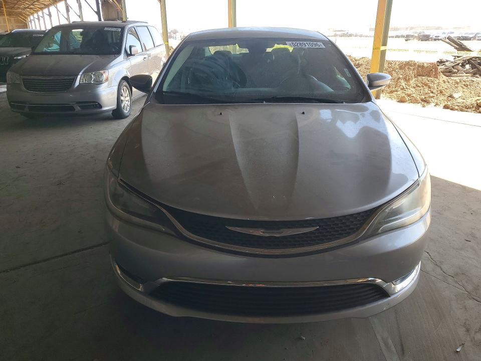 52891096 :رقم المزاد ، 1C3CCCAB4FN666431 vin ، 2015 Chrysler 200 مزاد بيع