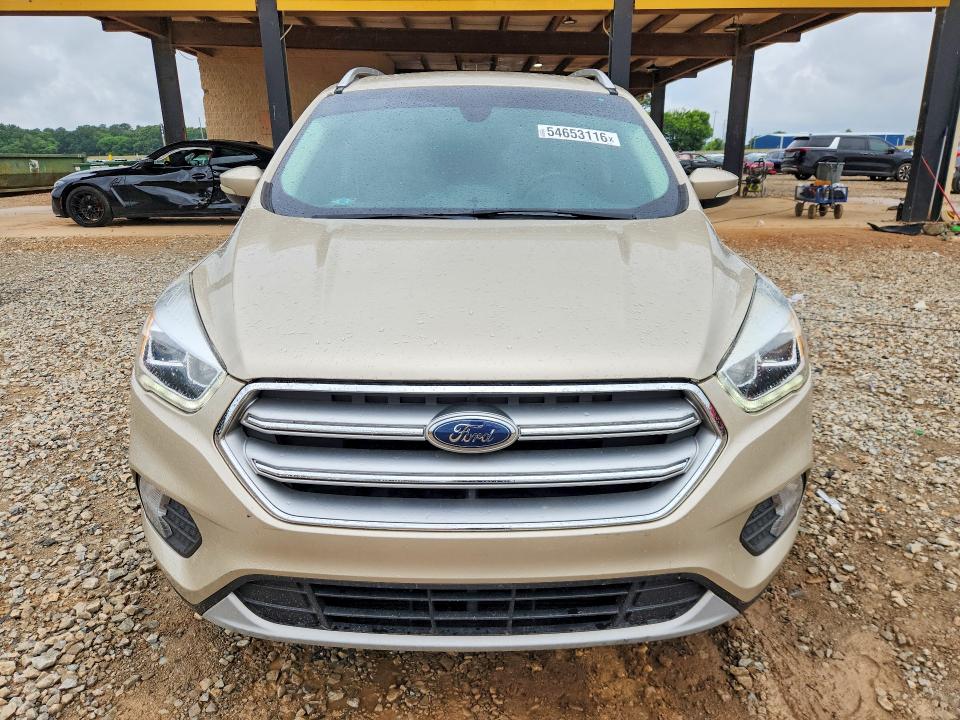 2017 Ford Escape მანქანა იყიდება აუქციონზე, vin: 1FMCU0J91HUF01932, აუქციონის ნომერი: 54653116