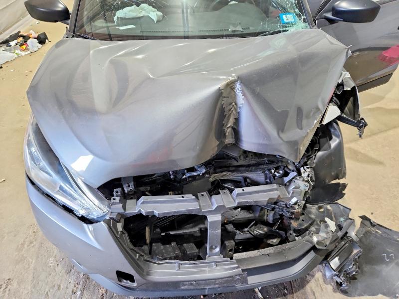 54721036 :رقم المزاد ، 3N1CP5CU8KL564993 vin ، 2019 Nissan Kicks مزاد بيع