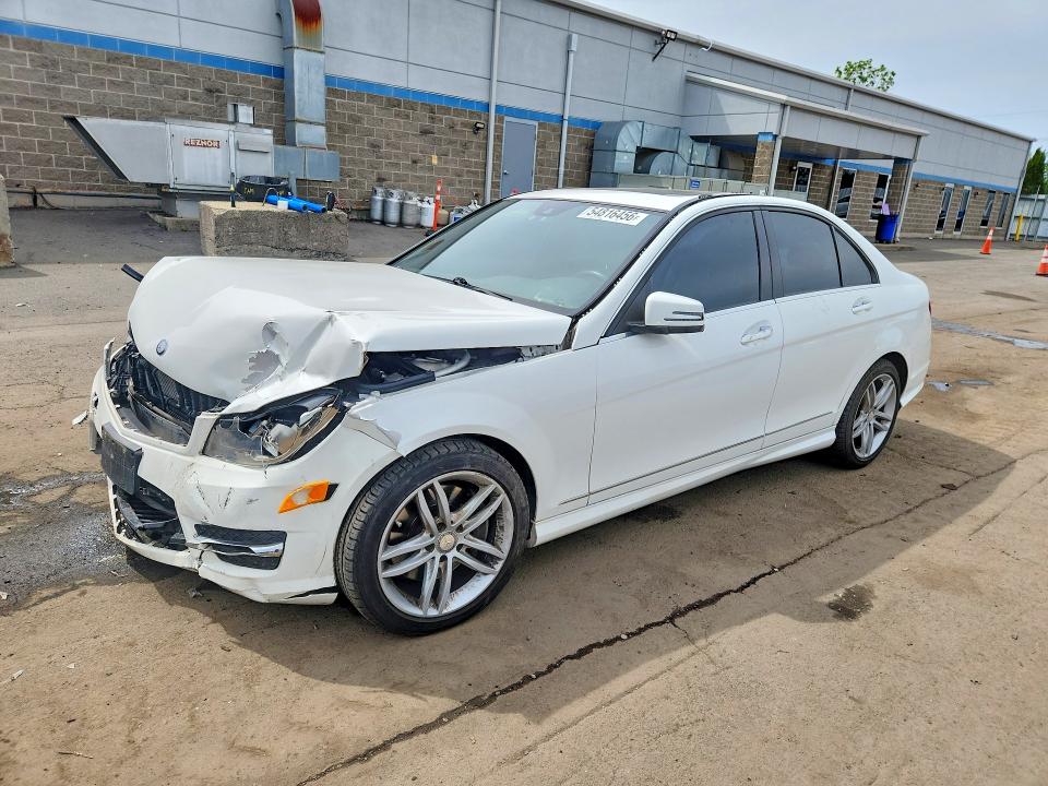 54816456 :رقم المزاد ، WDDGF8AB5DG075176 vin ، 2013 Mercedes-benz C مزاد بيع