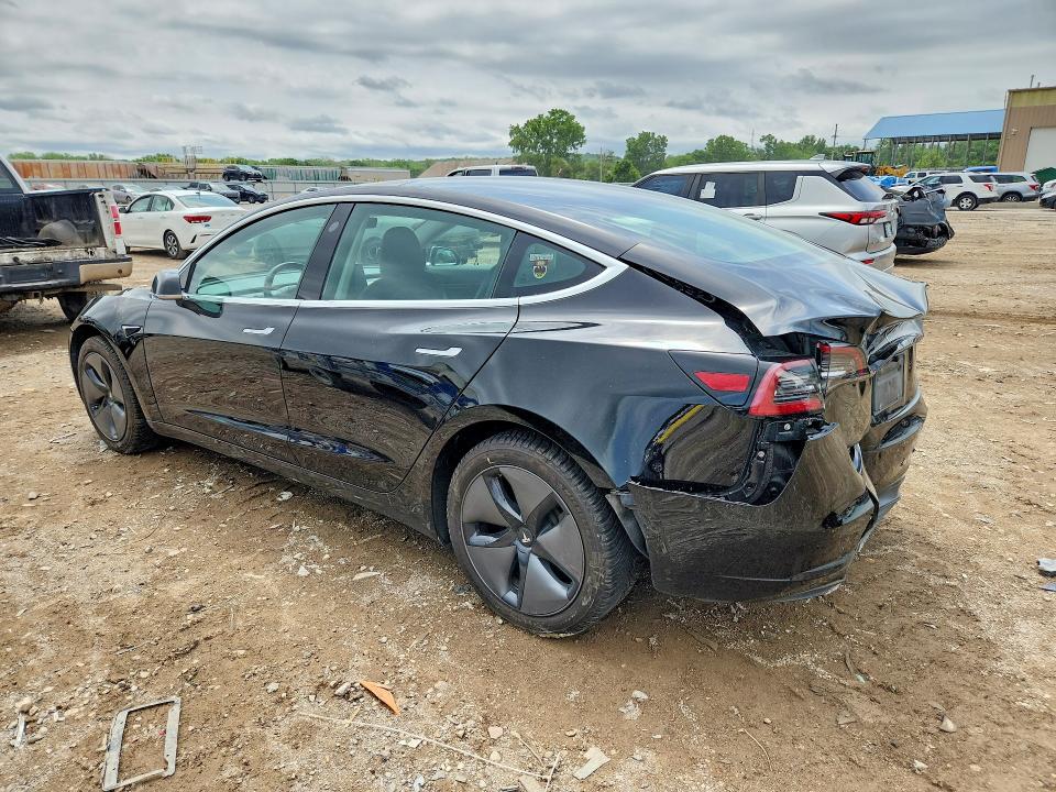 54056396 :رقم المزاد ، 5YJ3E1EA0KF193034 vin ، 2019 Tesla Model 3 مزاد بيع