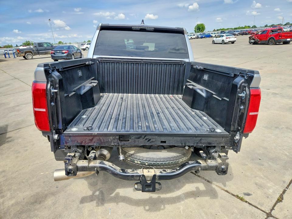 Продаж на аукціоні авто 2025 Toyota Tacoma, vin: 3TMLB5JN6SM194001, номер лоту: 52771396