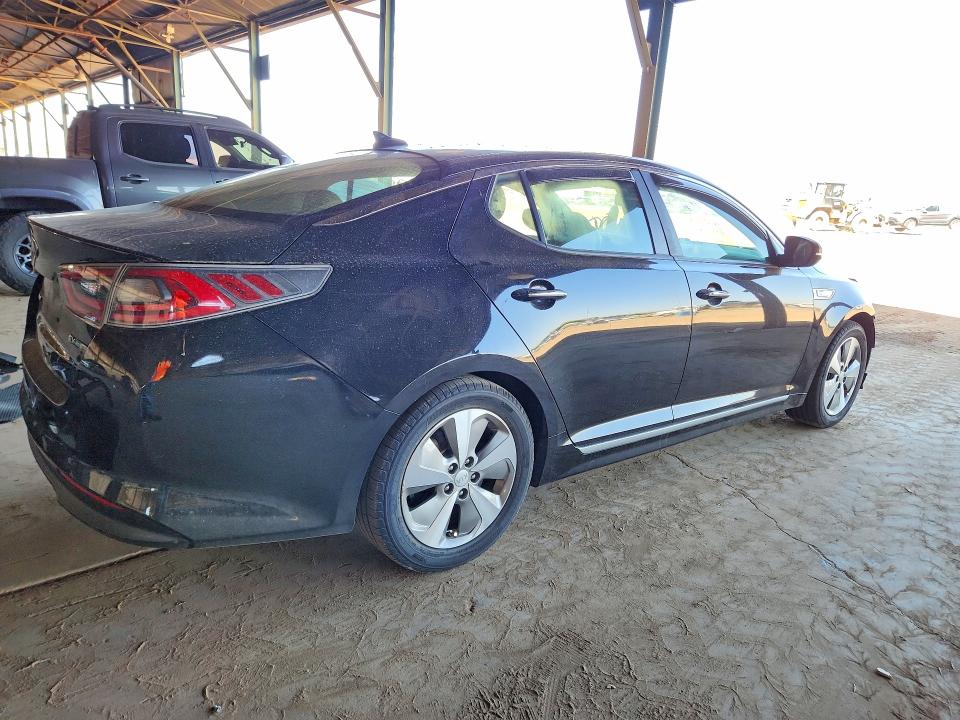 54717406 :رقم المزاد ، KNAGN4AD7F5090975 vin ، 2015 Kia Optima مزاد بيع