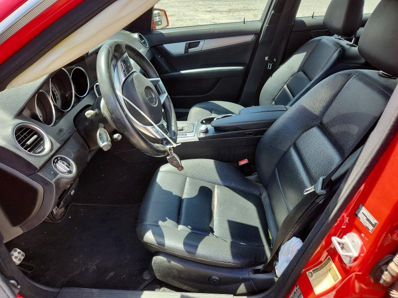 2012 Mercedes-benz C მანქანა იყიდება აუქციონზე, vin: WDDGF4HB5CR236174, აუქციონის ნომერი: 55409206
